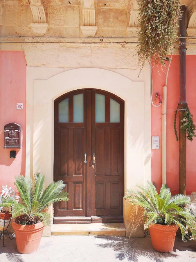 Family Apt By Dimore In Sicily Syracuse Bagian luar foto